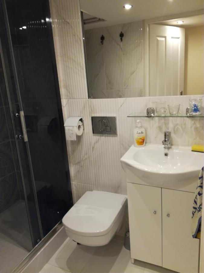 Dobranoc Bed & Breakfast Łódź Dış mekan fotoğraf